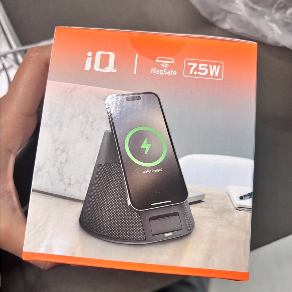 Wireless Charging Stand Home speaker
